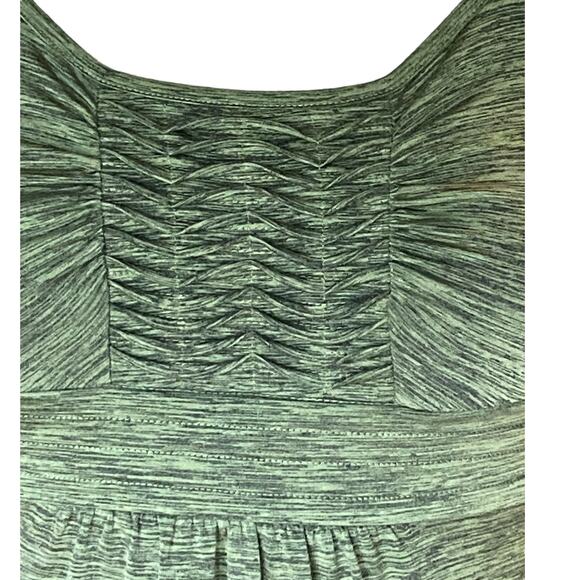 SPEECHLESS Ladies Green Top w/ Belt Tie Back Short Sleeve Tunic Top ~ Size S - Picture 5 of 5